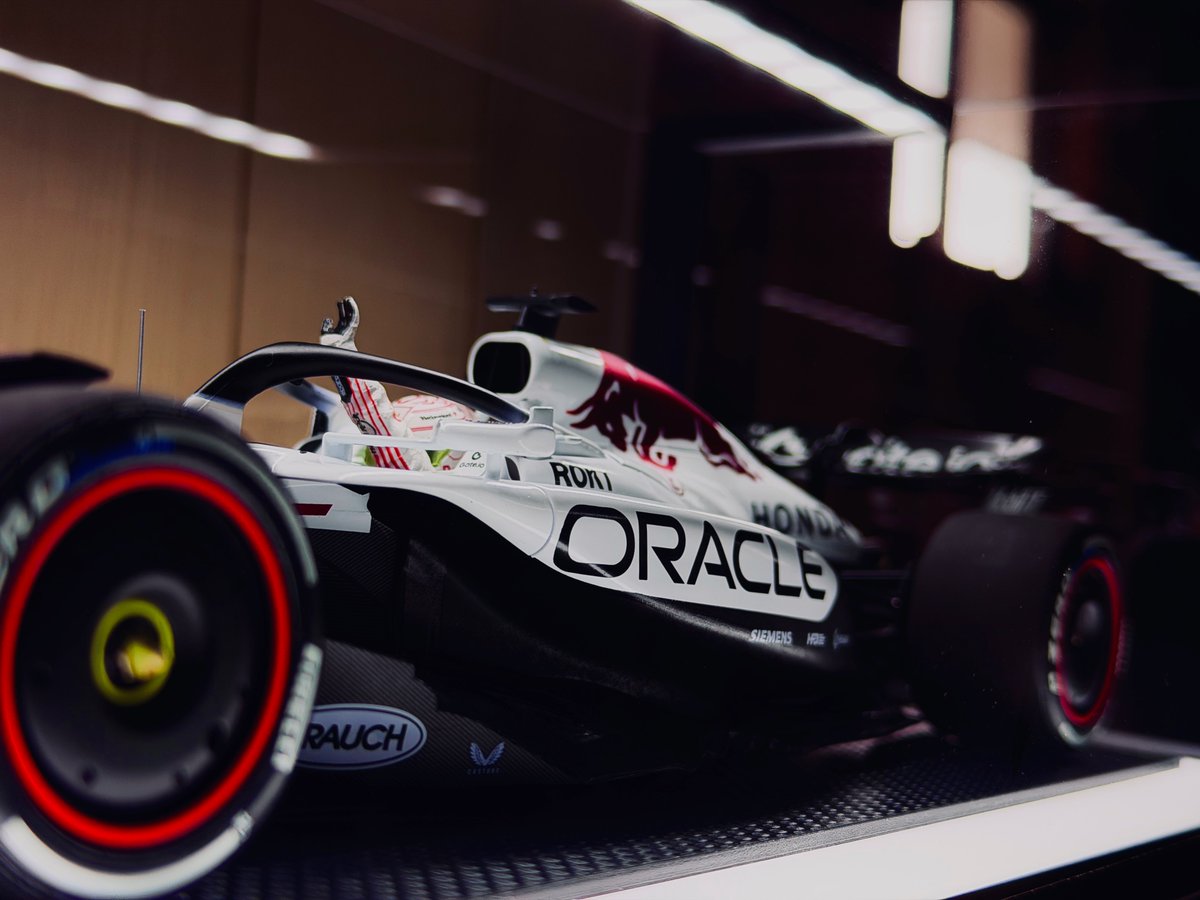 MVショップ別注 1/18 RB21 2025年日本GP フェルスタッペンモデルが到着