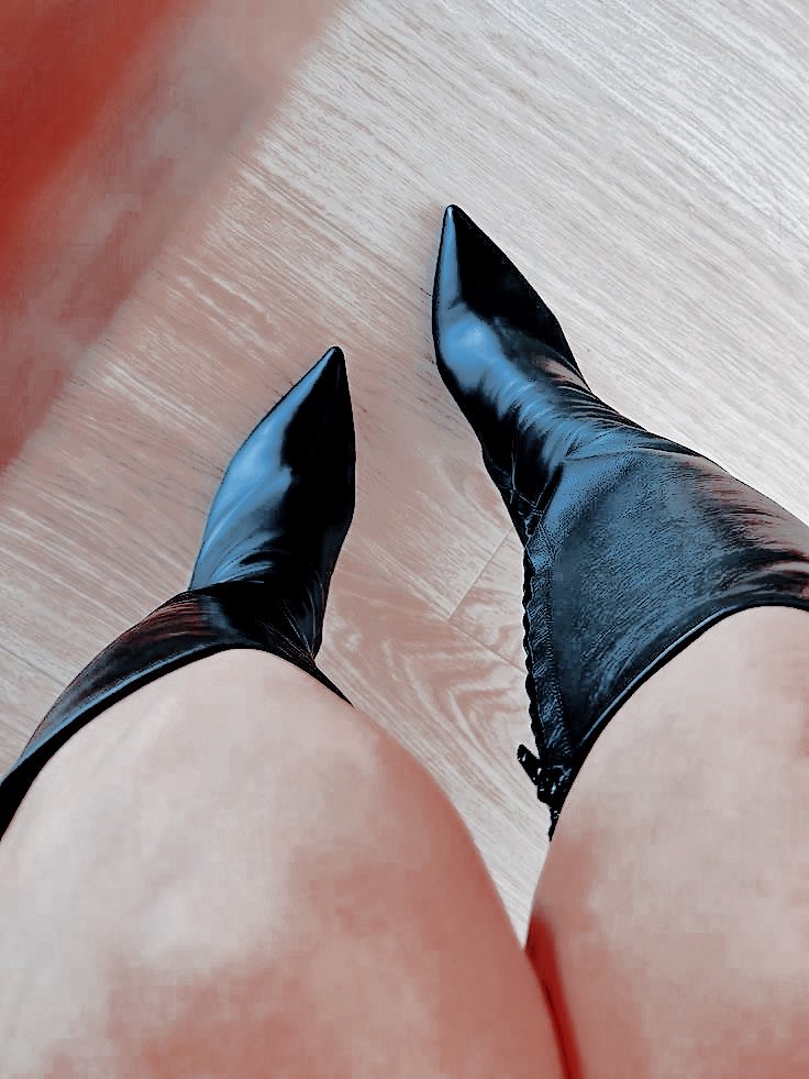 𝓜𝐢𝐬𝐬 𝓦𖦹𝐧𝐠 tweet media