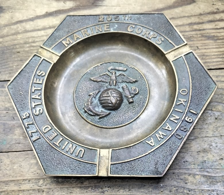80年代沖縄海兵限定、MC記念灰皿です。80年代頃迄は海兵記念グッズで