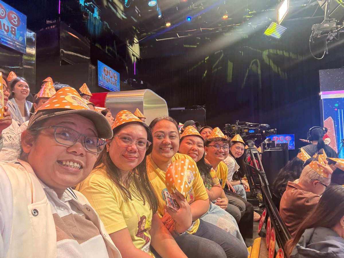 iiyahbella's tweet photo. It’s been a while! 💛💛💛 but always here in my heart @mainedcm #MaineAt31 https://t.co/w41WjOF6mW