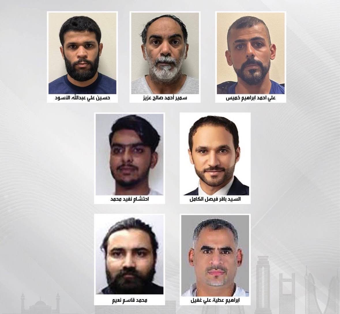 SoftWarNews's tweet photo. 🇧🇭| Bahrain telah menangkap puluhan warganya karena merekam dampak serangan Iran di pangkalan AS atau mengekspresikan kegembiraan. https://t.co/m0YSVhQoYh