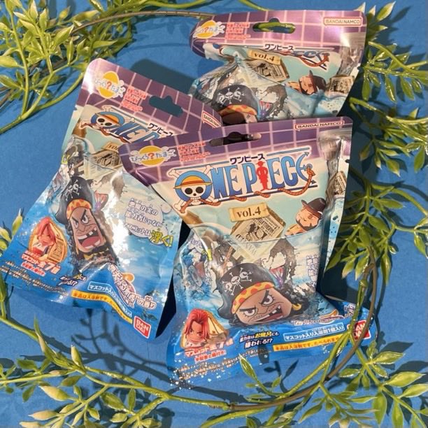 おすすめ】 びっくらたまご ONE PIECE vol.4 マスコット入り入浴剤1個