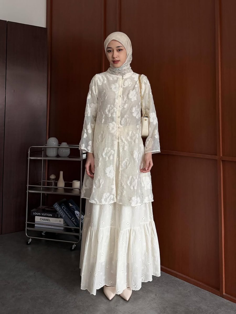 ‼️BUAT YANG BELUM KEBAGIAN BAJU LEBARAN CANTIK‼️

outfit hari raya itu harus special ✨️
harus ada kesan mewah, anggun dan elegan namun dengan harga yang masih masuk akal 🤍