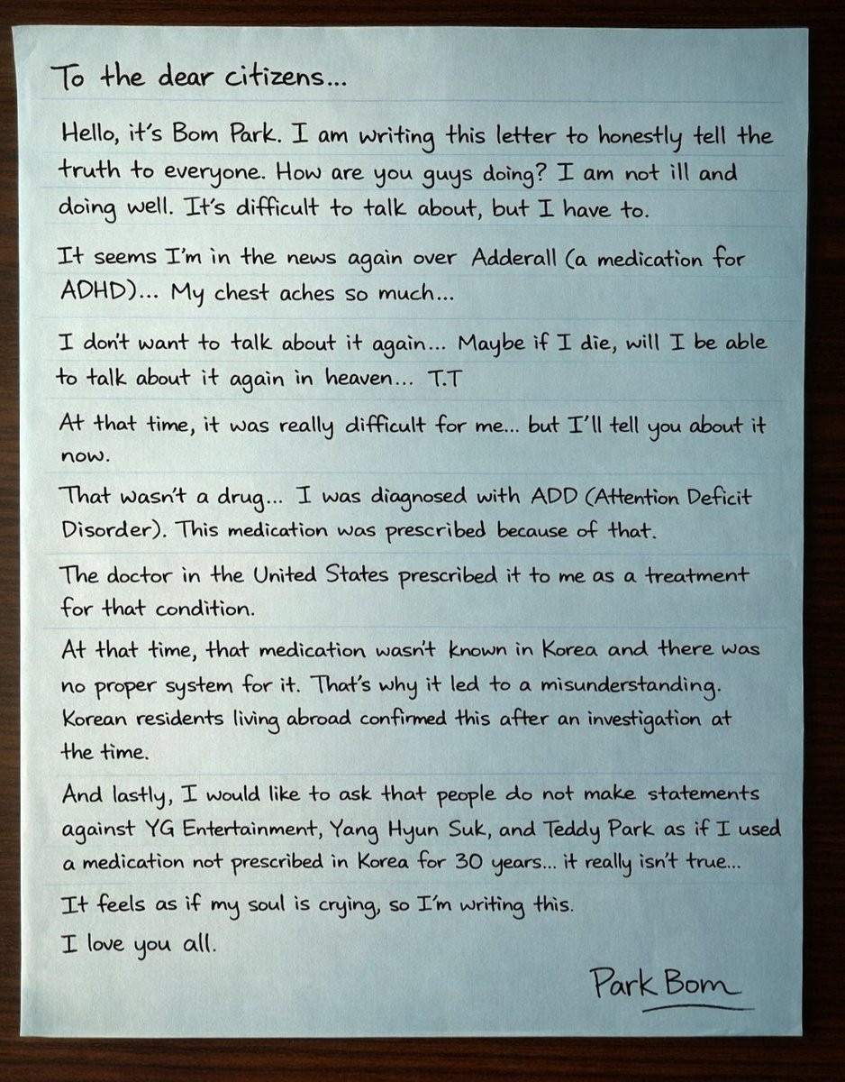 박봄 daily! tweet media