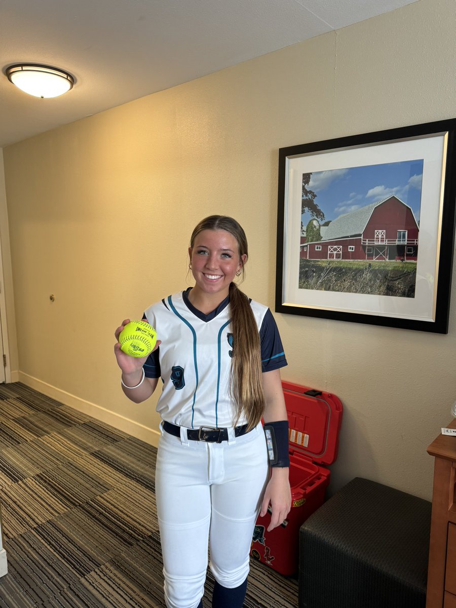 Gianna Lipke tweet media