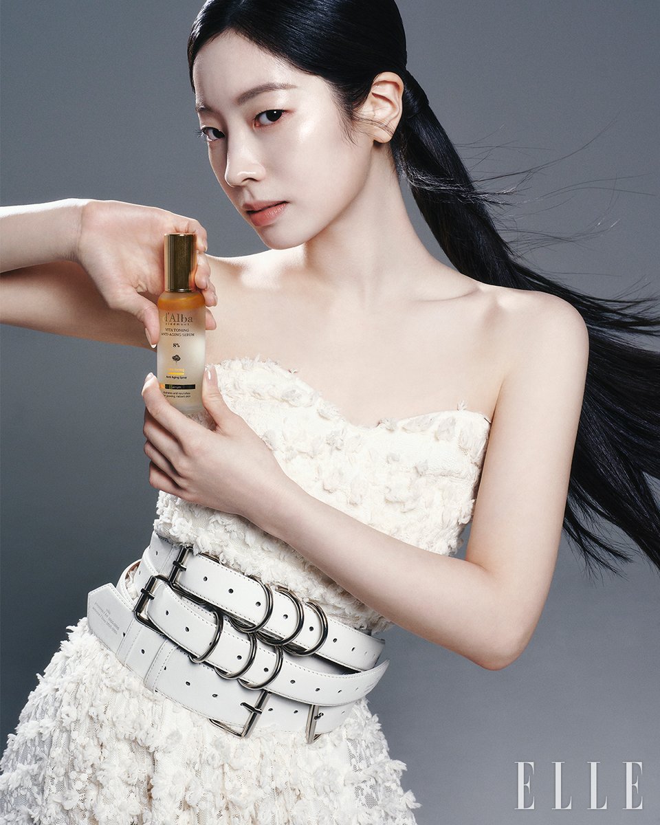 godmitzu's tweet photo. DAHYUN for ELLE Korea &amp; d'Alba https://t.co/wqQSfZrGUy