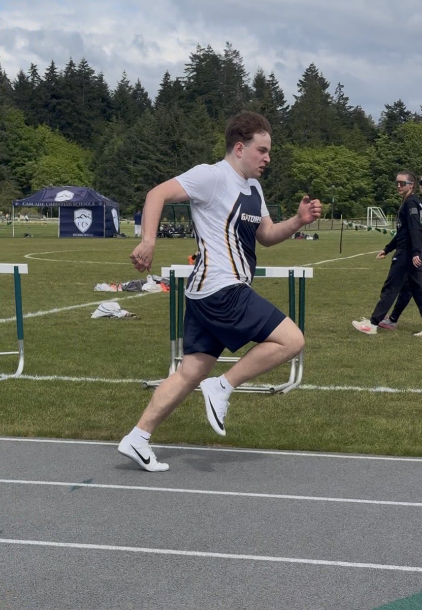 IanBWilley's tweet image. Track + Field season kicks off today. Chasing PRs and getting faster this spring. #Classof2027 #FootballTraining #OffSeasonWork