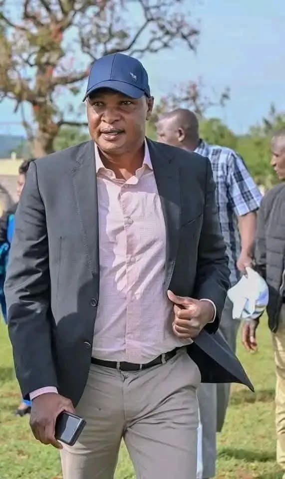 DanChepta's tweet photo. What I am hearing about President Ruto Personal PA.

Weuh 🤣 🤣 🤣 https://t.co/xOfZoDZV2b