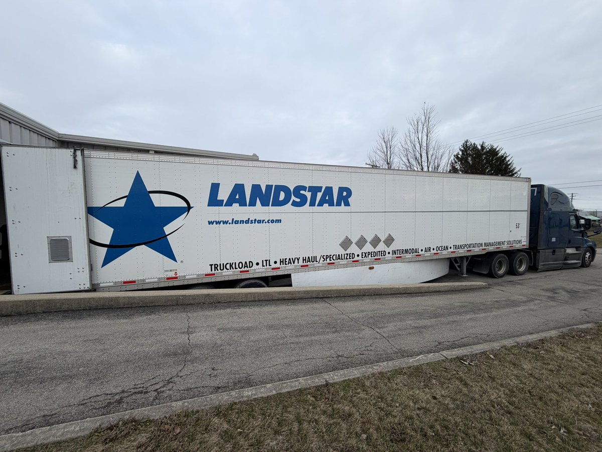 MyInnerBaby tweet media