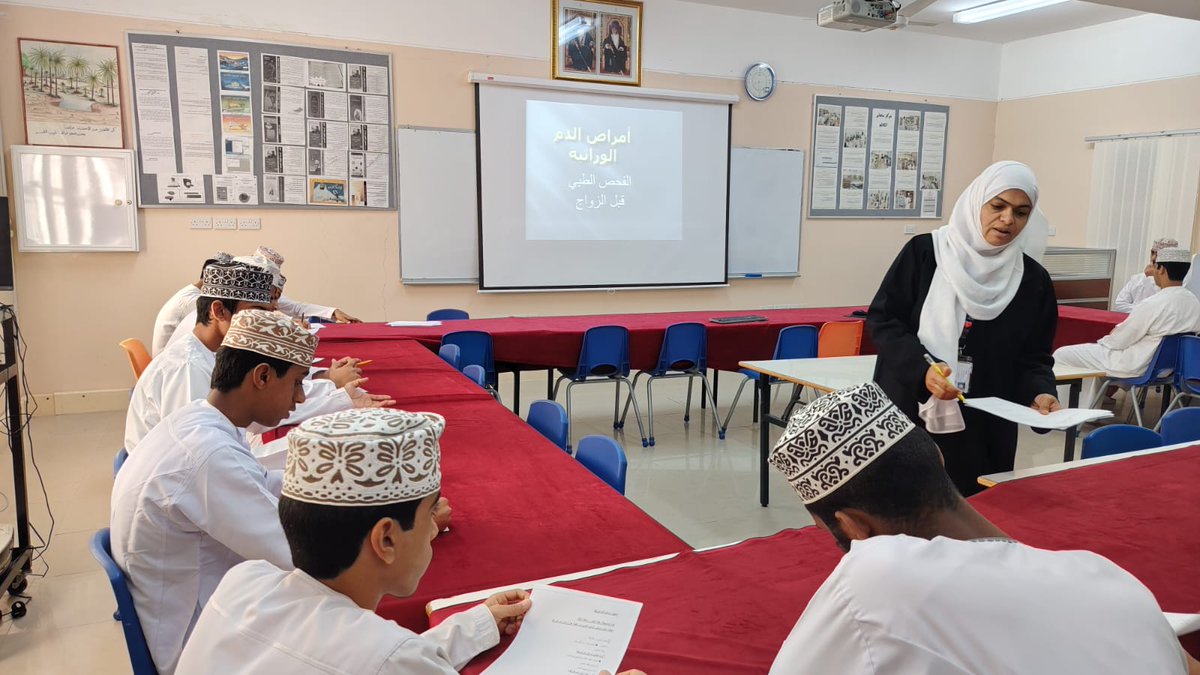 مدرسة عزان بن تميم للصفوف (١٠ - ١٢ ) tweet media