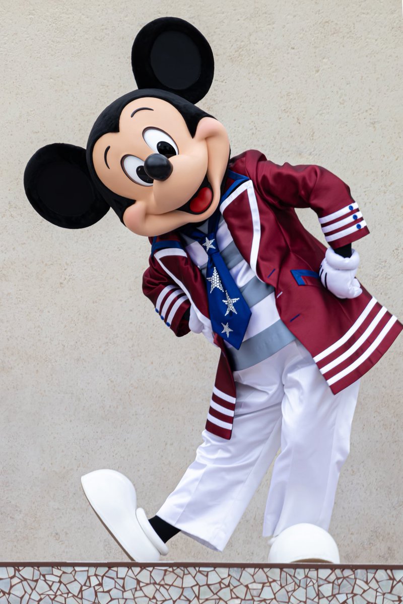 かわヨ！！！
なんでミッキーさんこんなかっこいいだけじゃなくてかわいさも溢れてるんですか！？！？！？