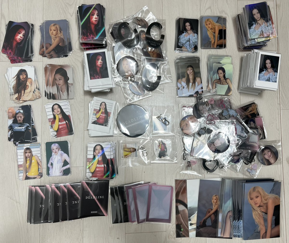 LovNie Store VN tweet media