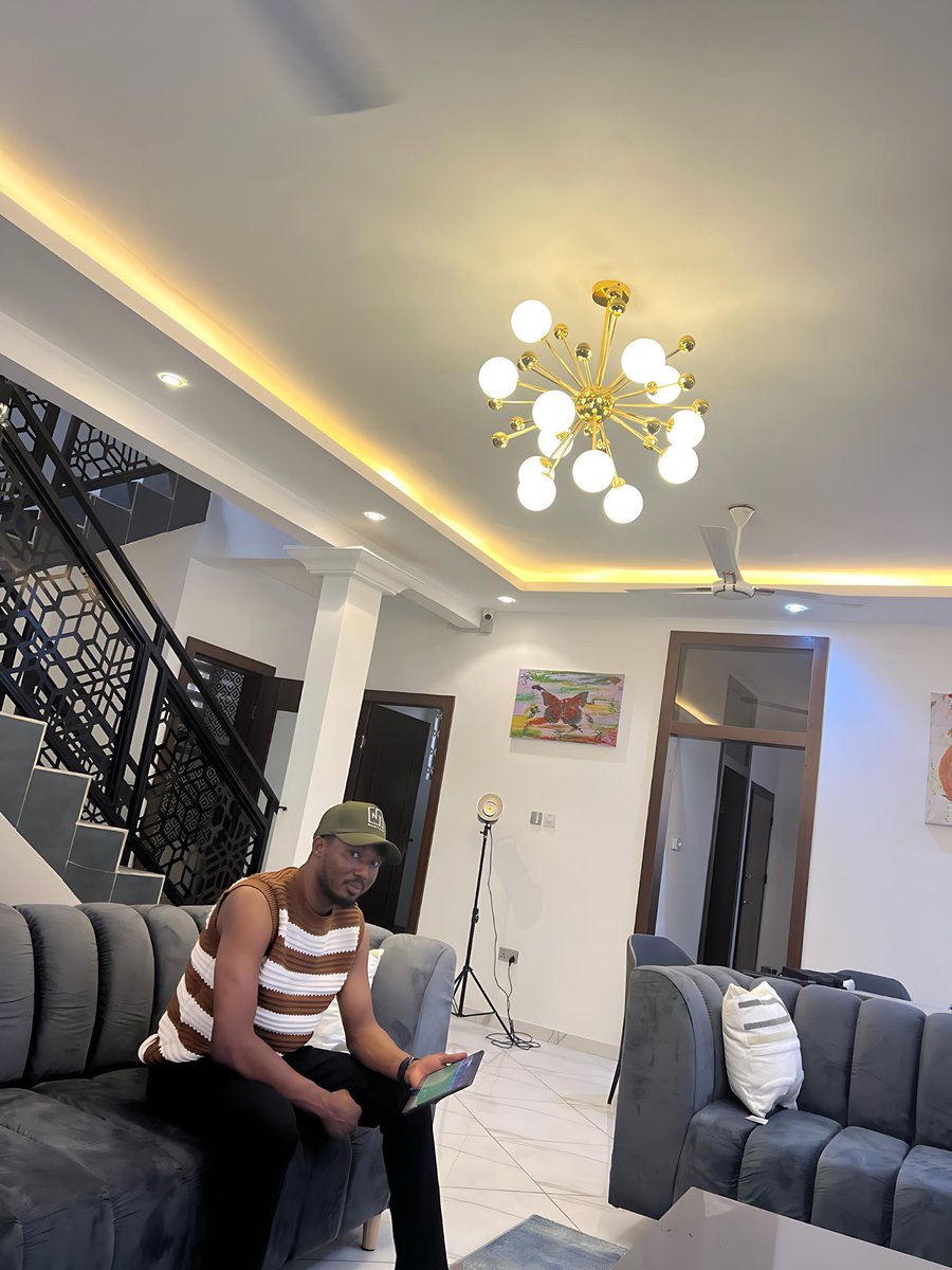philimonTv's tweet photo. Birthday Today 🎉🎉🎉
Thank God am A Year Older 🙌🎂 https://t.co/003bma6FTf