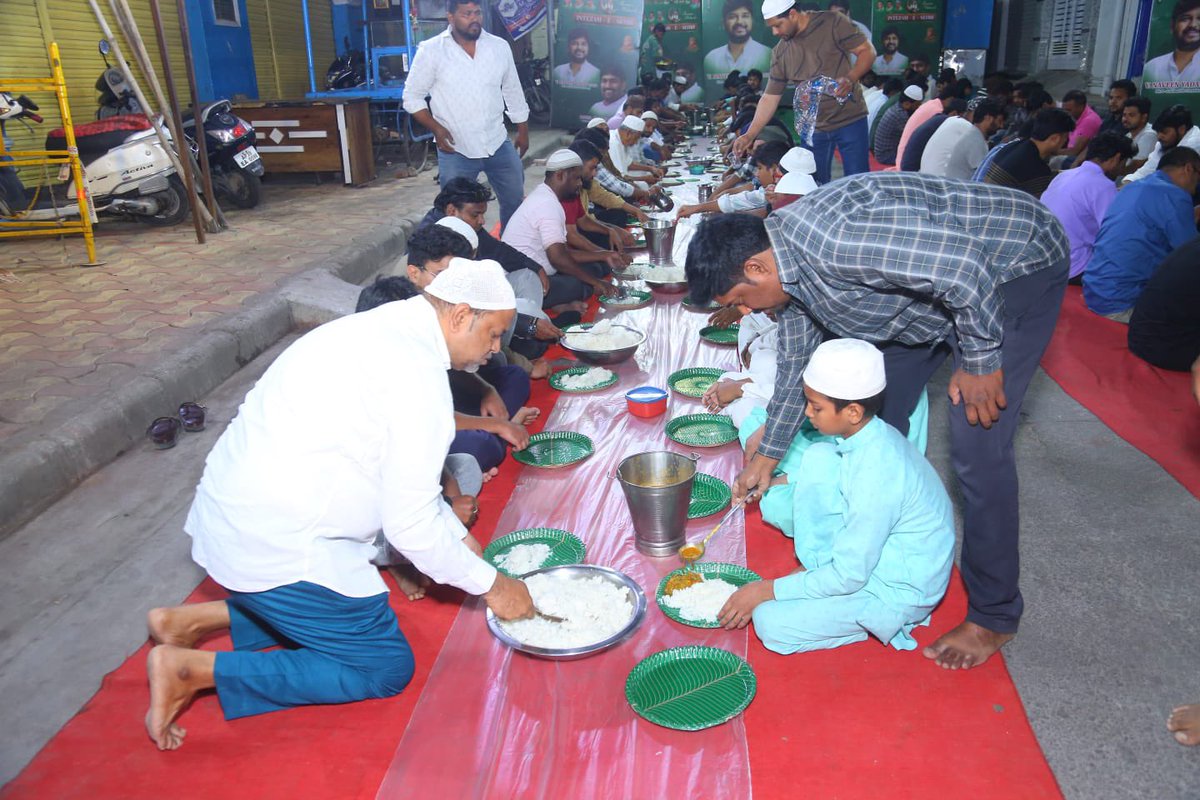 Successfully completed Day 13 of the Seheri Programme at NRR Puram, Site-1 near Kaman, Borabanda.

Sharing a few glimpses from today’s Saheri distribution. May Allah accept our efforts and bless everyone with peace, health, and barakah in this holy month of Ramadan.