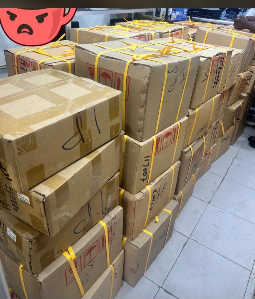 Moviesphere1's tweet photo. NAOMBA REPOST YAKO TU 
Location:Kariakoo mitaa ya Agrey/msimbaziiii 
LINK HIYO https://t.co/3KAh74skJt 
FREE DERIVERY NDAN YA DAR ES SALAAM NA MIKOAN NAKUTUMIA BILA SHIDAAA KWA GHARAMA NAFUU ❤
☎️ +255785003692 https://t.co/mGwtAqZ6Zu