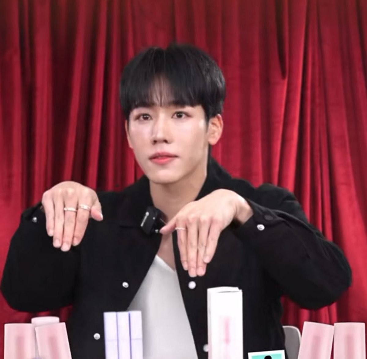 นมชกโกแล๊ต ◡̈ ⑅ 🍼🎀✨ tweet media