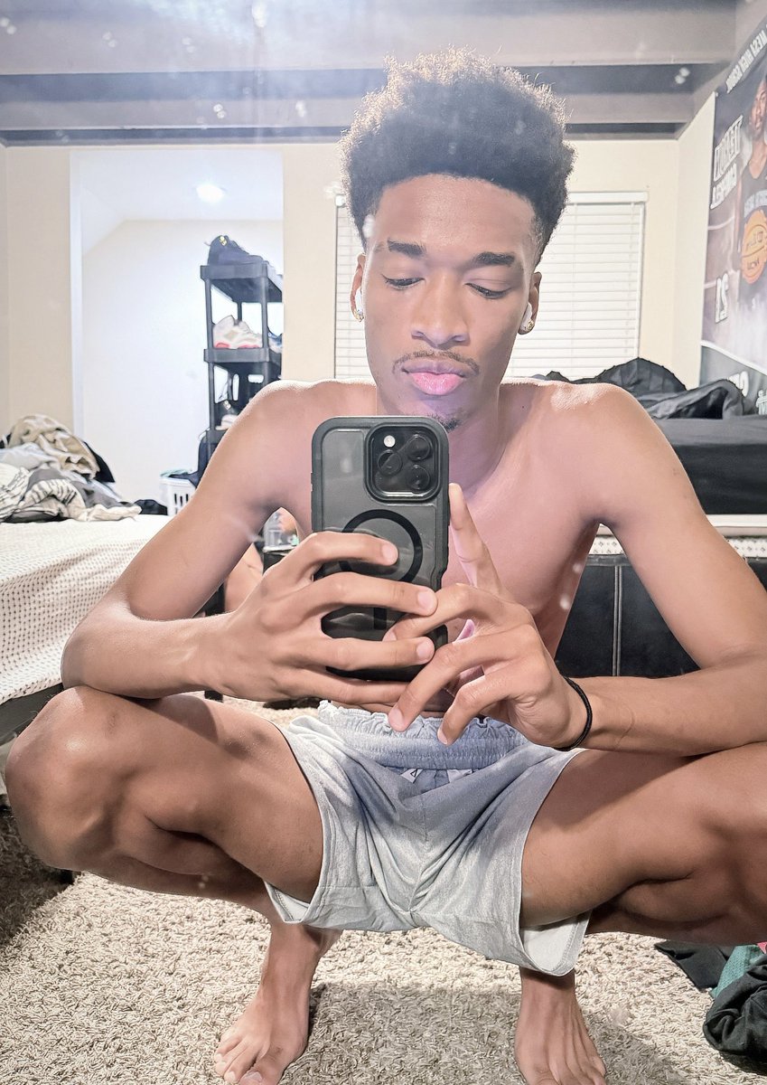 jaay  tweet media