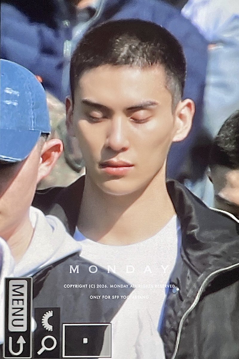 𝙈𝙤𝙣𝙙𝙖𝙮 tweet media