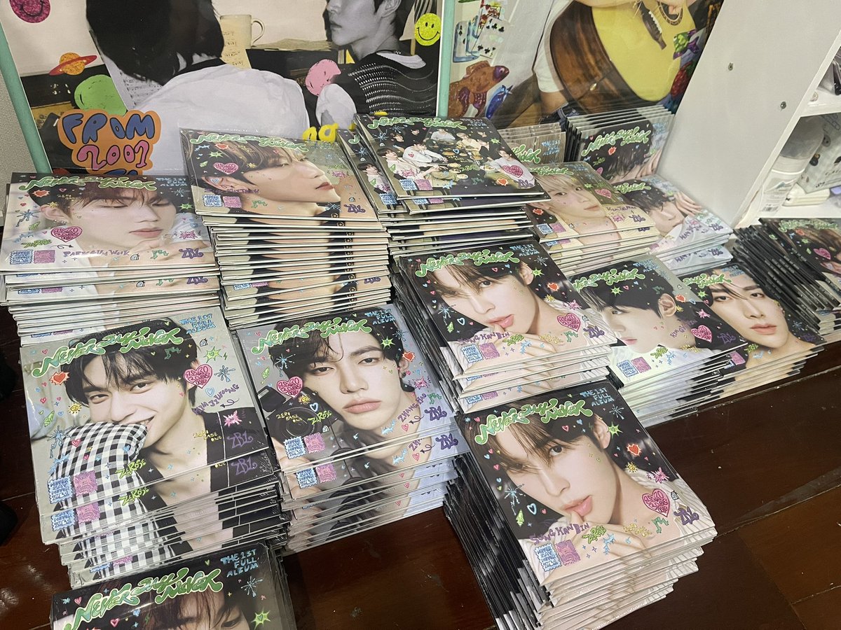 valentomywins's tweet photo. ฝากรีค่าๆ วันนี้มาลงขาย อัลบั้ม never say never digipack ver. นะคะ 

มีครบทุกปก ประมาณ 800 อลบ+++ค่า

1 แถม 1 (129บาทรวมส่ง ราคานี้ได้2ปกเลยค่า)

 #ตลาดนัดZEROBASEONE https://t.co/bPfbDTonr0