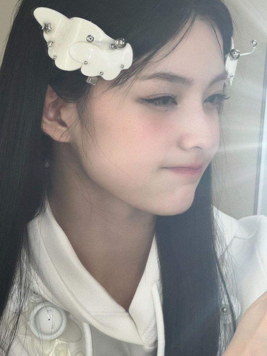 이로하 얼굴 tweet media