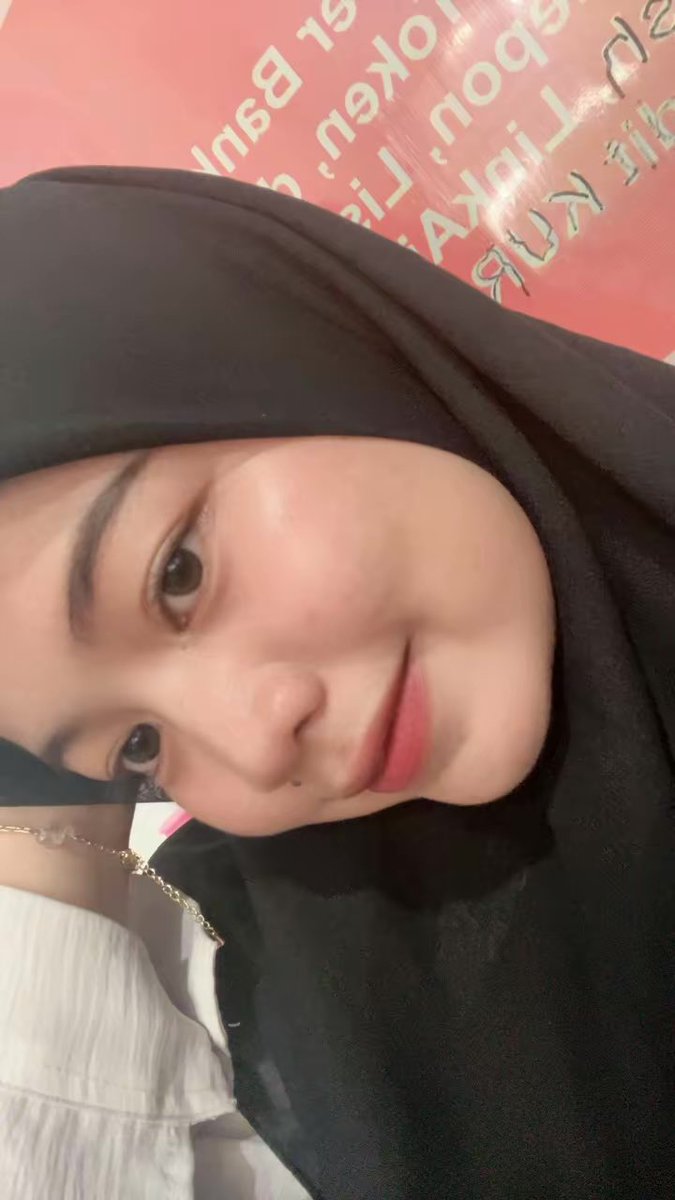 Aizah || Beauty Enthusiast🦋 tweet media