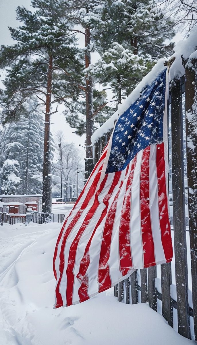 paradisoins's tweet photo. Saw a flag out in the community today, and it stopped me in my tracks πΊπΈ Thatβs what our Flag Exchange Program is all about. Helping keep Old Glory looking proud and properly displayed.
#ParadisoInsurance #FlagExchange #CommunityPride #OldGlory https://t.co/dMAhx2z2oo