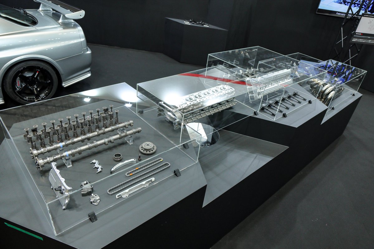 NISMO_JP's tweet photo. 【#Nostalgic2days】

2/22(日)に行われた「ショップデモカー走行入場」🚗

L型6気筒エンジン用DOHC変換パーツキットを搭載した #NISMO のデモカー #S30 が入場

松田次生監督が助手席に😊

Nostalgic Hero公式YouTubeチャンネルの配信アーカイブでご視聴いただけます👀
https://t.co/r8Q0PYMSVE https://t.co/68TEZsh0nO
