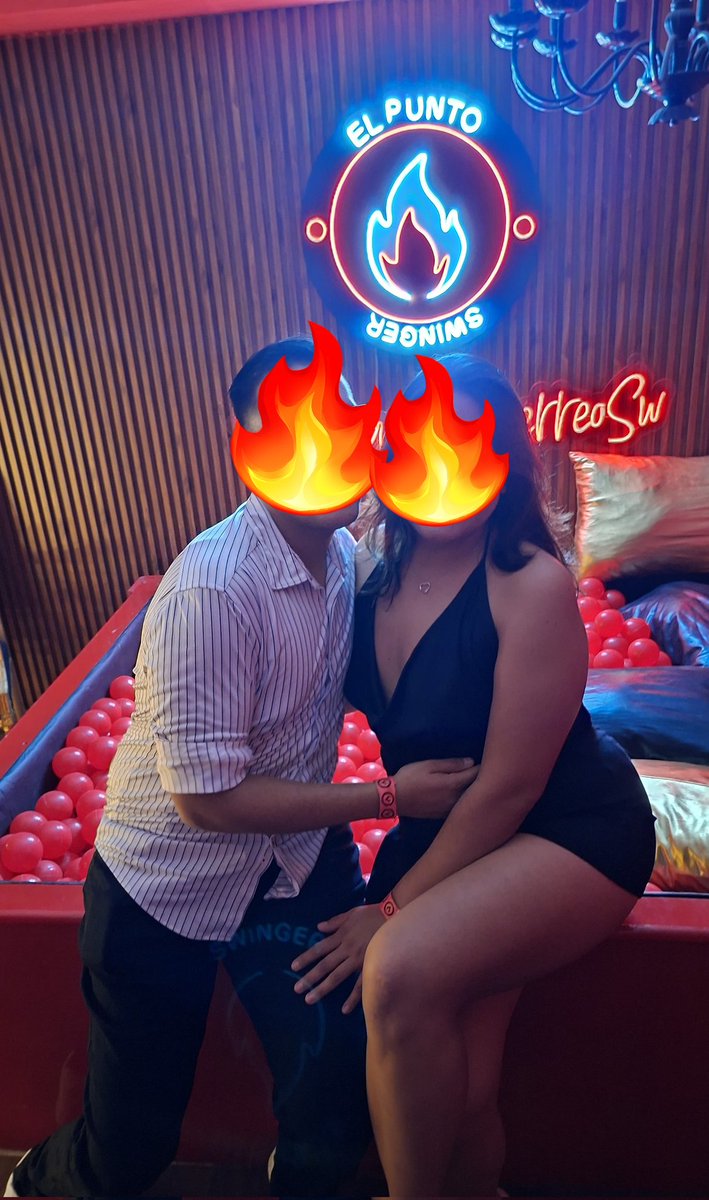 Alexa&Sant tweet media