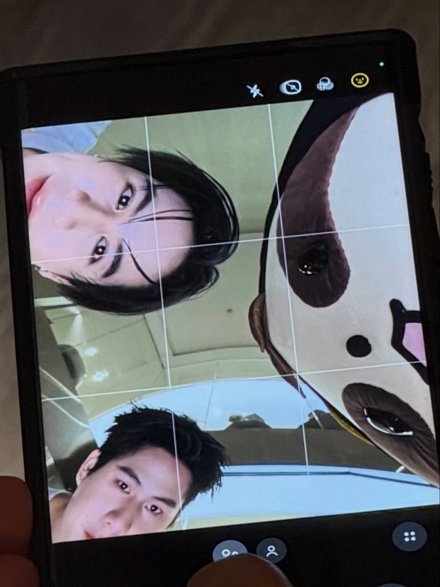 stuckonana's tweet photo. ยังรักเหมือนที่ได้รักวันแรกเลย คิดถึงมาก ๆ ขอแค่ยังอยู่บนเส้นทางนี้ให้เห็นต่อก็พอ รักวินนี่สตางค์ที่สุดเลย https://t.co/jMnuComIEx