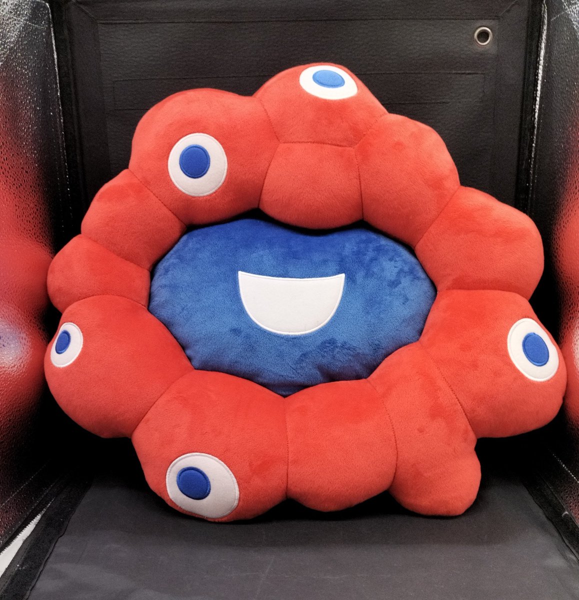 大阪万博は終わりましたが ミャクミャクの人気は終わりません！