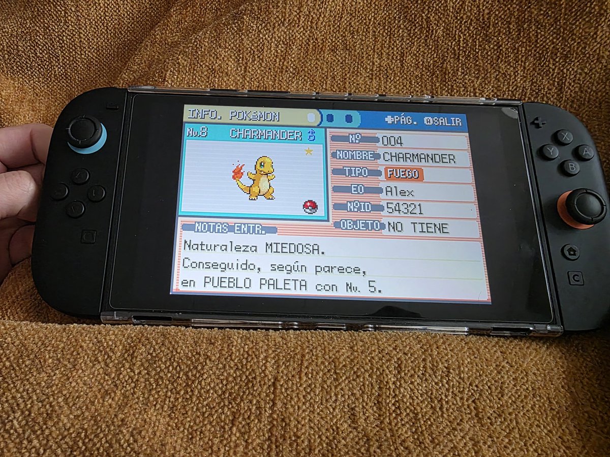 digimaster95's tweet photo. POR FIN!! Ya puedo empezar la partida tranquilamente 😎 #pokemon #ShinyPokemon #shinyhunting https://t.co/LT7XDv2GLe