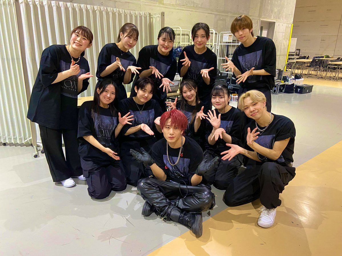 0000_QWV's tweet photo. あれ、、？
もしかしてMUSEUMでOWVのバックに着いてくれてた、、、？
違う子、、？ https://t.co/mALdn8tvTB