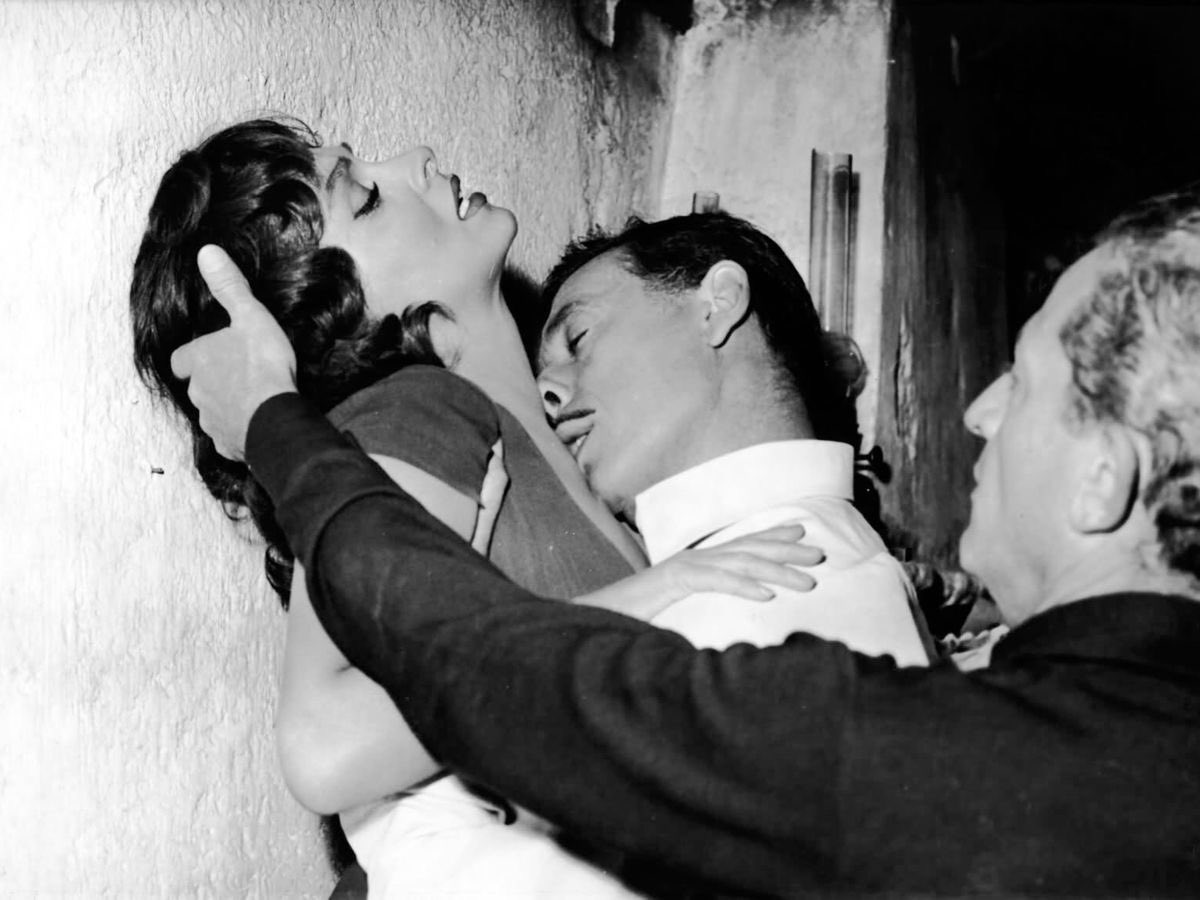 According to a study, if you ask these 36 questions to a girl, you can make her fall in love.

Here are the 36 questions: