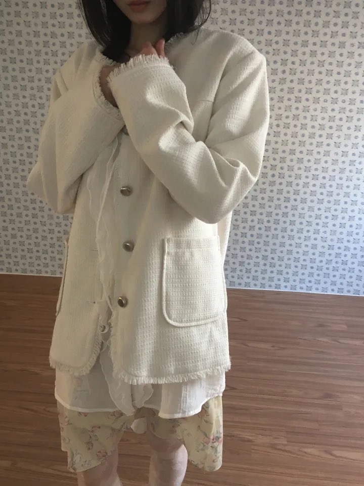 mongyyng's tweet photo. 우연히 발견했는데
코디가 넘 이쁨… https://t.co/x7apdxpfIo