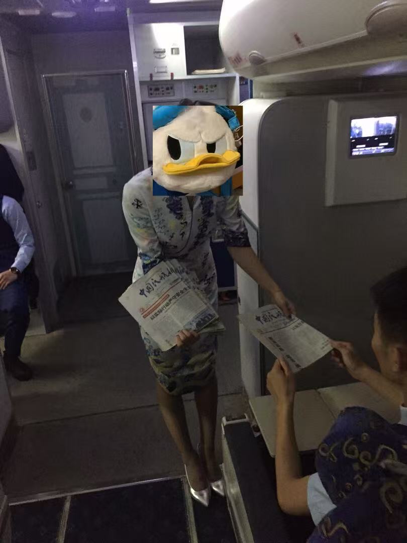 一个小男孩 tweet media