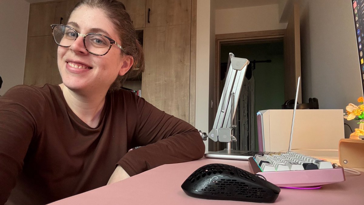 • nanou • tweet media