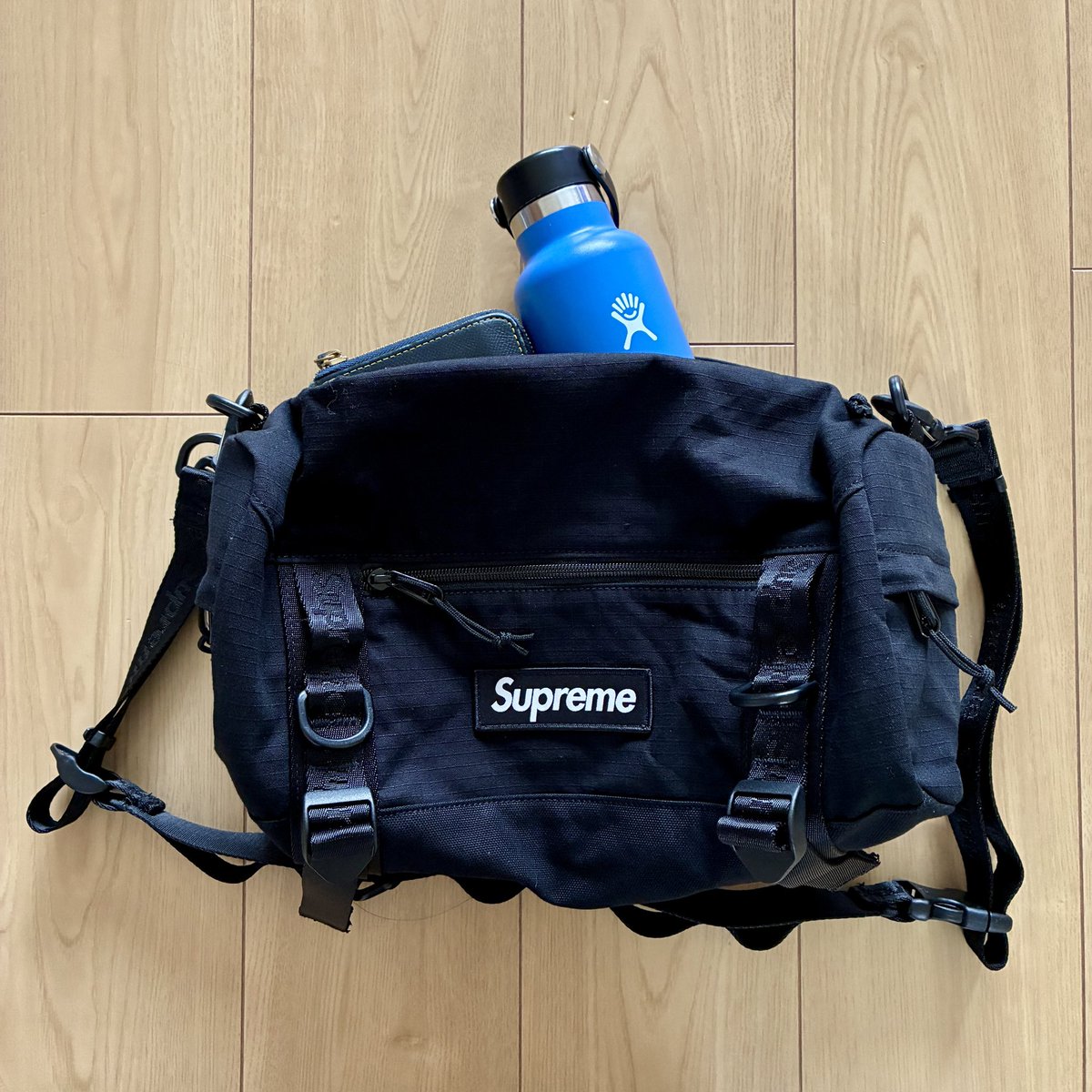 supreme ユーティリティバッグをゲットしました? 水筒、財布、ポーチ 