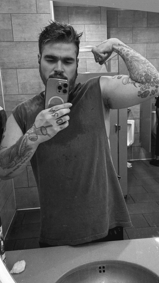 Alpha Dan tweet media