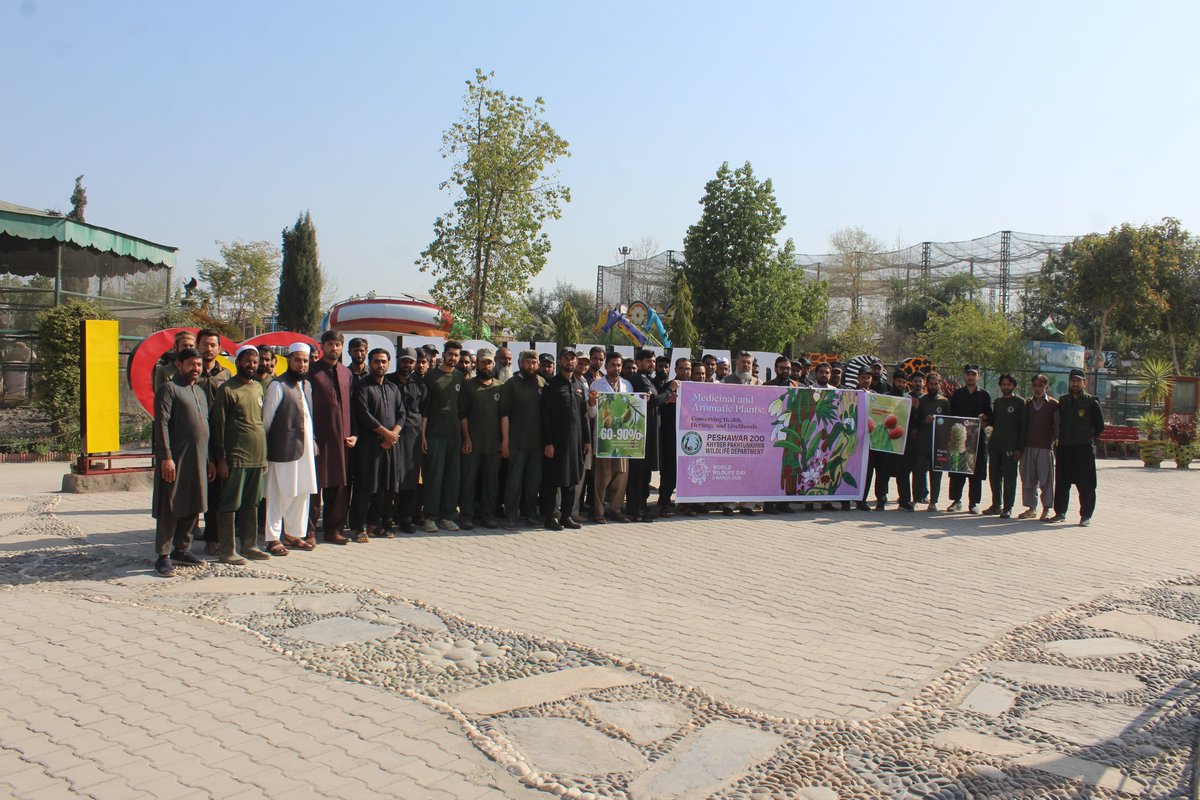 ZooPeshawar's tweet photo. 𝐖𝐨𝐫𝐥𝐝 𝐖𝐢𝐥𝐝𝐥𝐢𝐟𝐞 𝐃𝐚𝐲 𝟐𝟎𝟐𝟔 – 𝐀𝐰𝐚𝐫𝐞𝐧𝐞𝐬𝐬 𝐖𝐚𝐥𝐤 &amp; 𝐃𝐢𝐫𝐞𝐜𝐭𝐨𝐫’𝐬 𝐀𝐝𝐝𝐫𝐞𝐬𝐬 📷
On 3rd March 2026, in connection with World Wildlife Day observed by the UN, the staff of Peshawar Zoo organized an Awareness Walk. https://t.co/oR5AE8S8E0