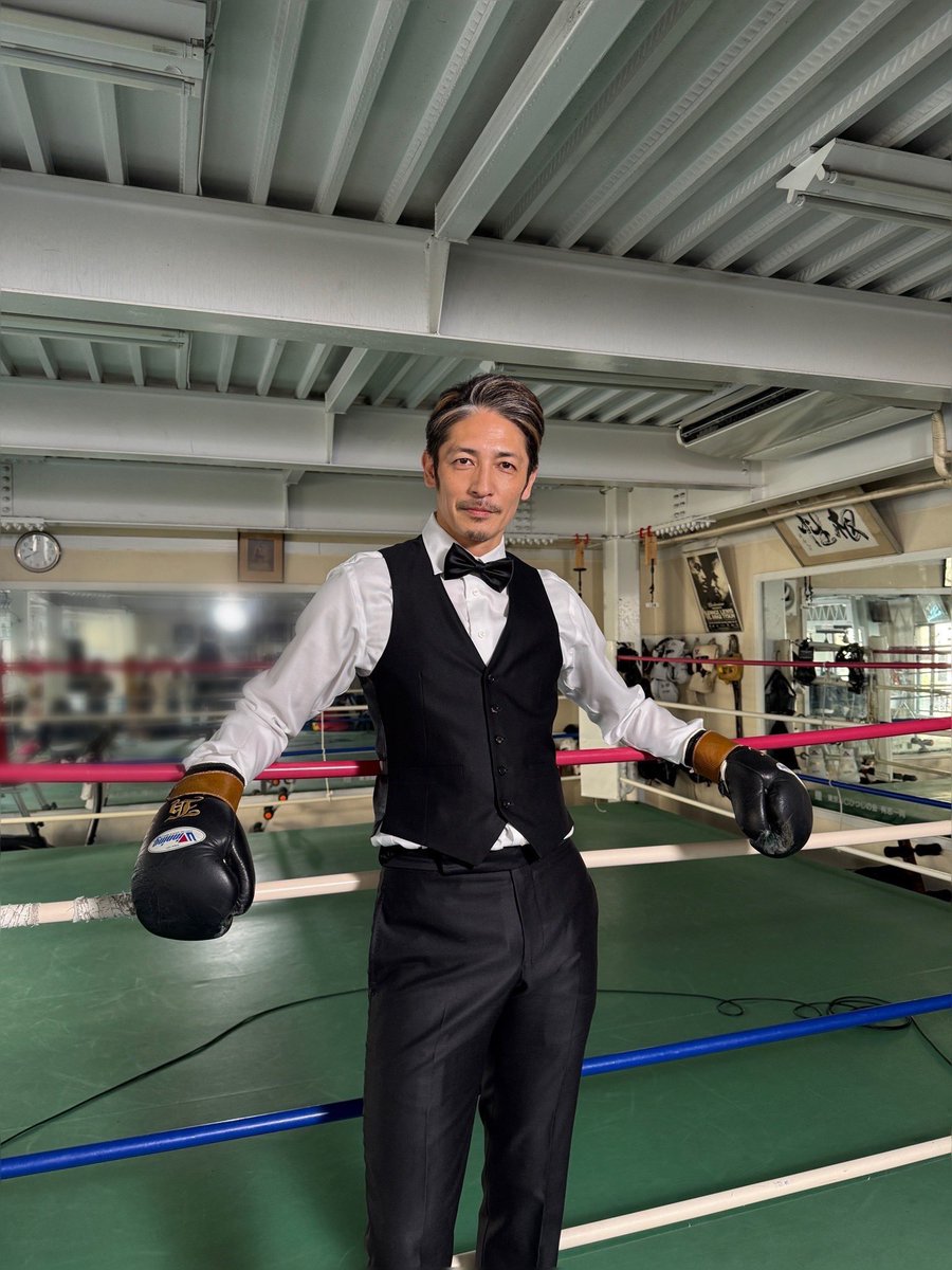 これさぁリアルザギン🍸なんだわ サイズ兄さんの両面アクスタ作って