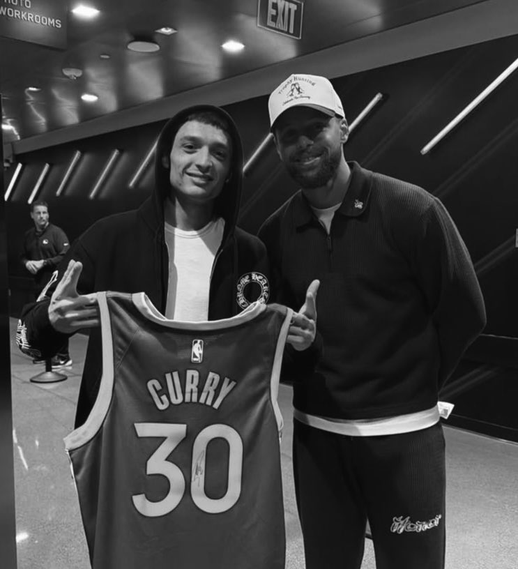 Out of Context Peso Pluma tweet media