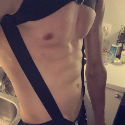 AndyXStark tweet media