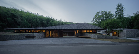 4AAAAart's tweet photo. Wuxiang Mountain Qiu Hu Station by Mix Architecture

Nanjing, China 🇨🇳 https://t.co/LRuzMMcLcg