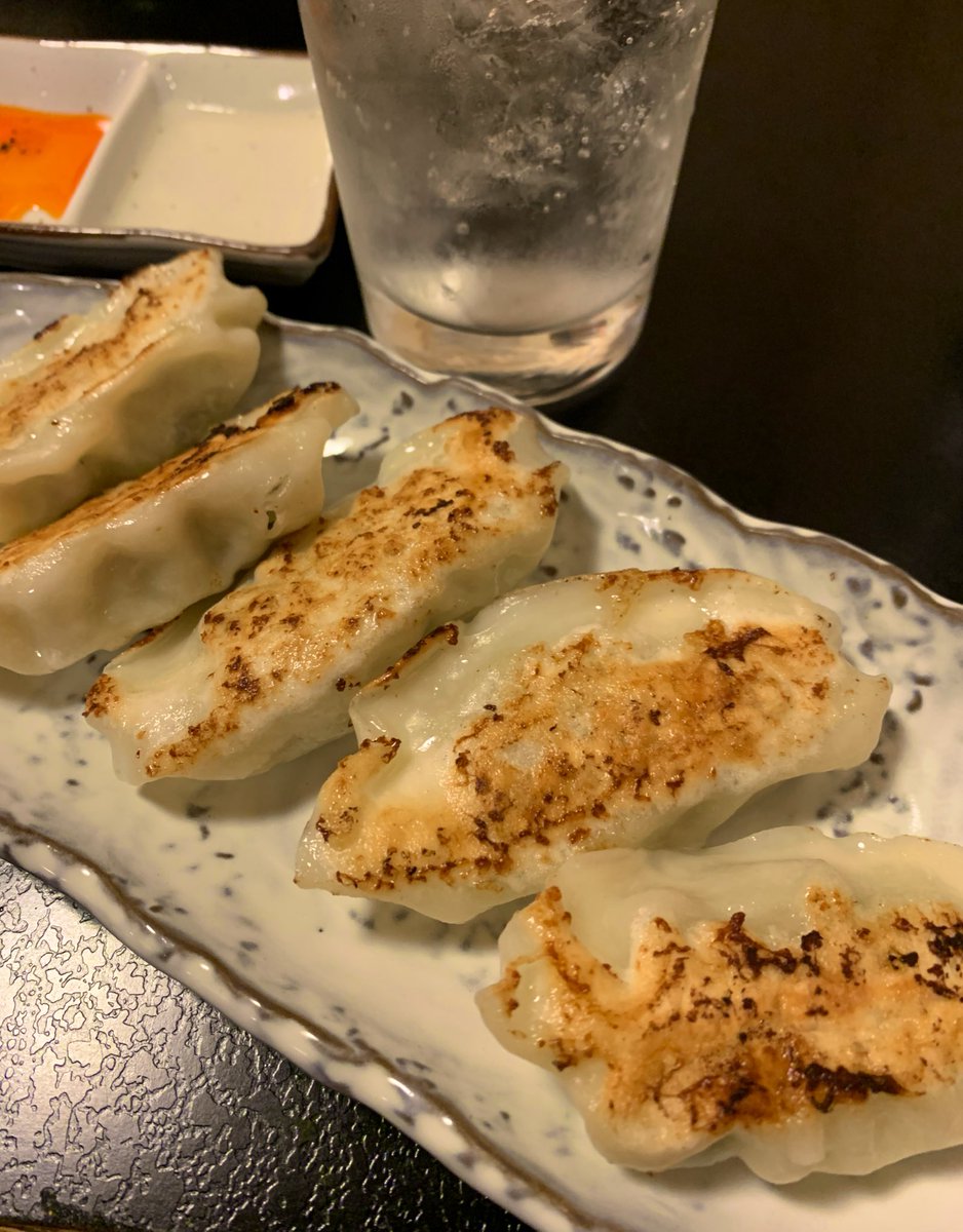 晩御飯は餃子でどうだ？🥟
#Twitter晩酌部
#居酒屋