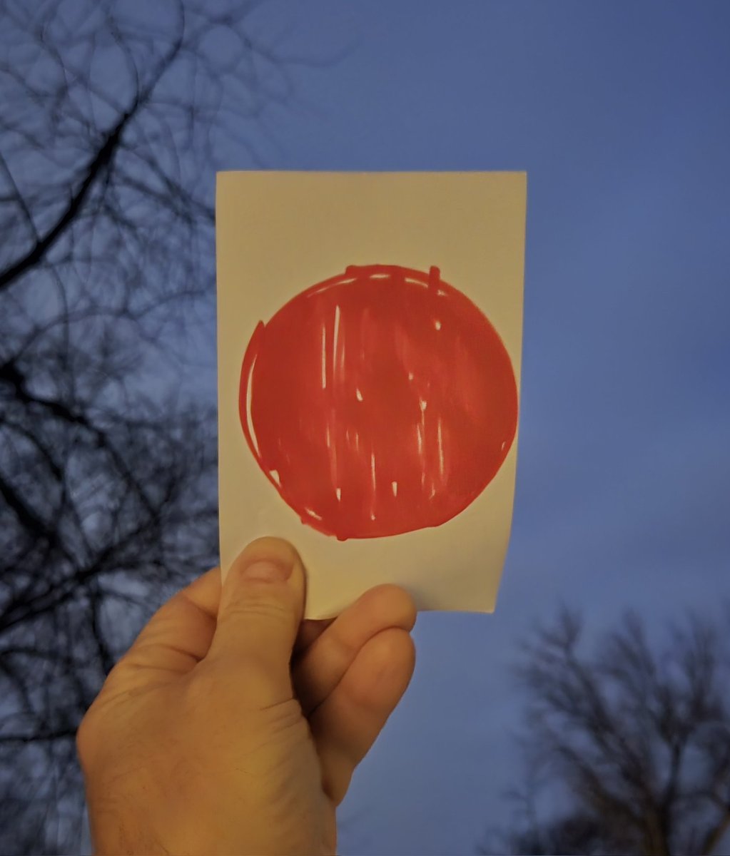 grapesunwrapped's tweet image. My artist rendering of the lunar eclipse/blood moon (because tge real thing is back somewhere behind the clouds).