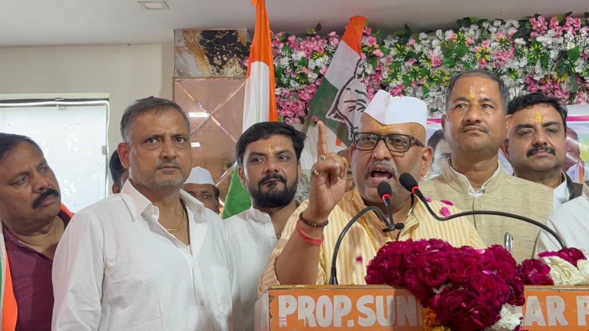 होली का रंग, कांग्रेस का संग: मोदीनगर में उमड़ा जन-सैलाब! 

गाजियाबाद के मोदीनगर में आयोजित 'होली मिलन समारोह' आपसी सौहार्द और वैचारिक एकता का भव्य गवाह बना। इस अवसर पर उत्तर प्रदेश कांग्रेस कमेटी के अध्यक्ष श्री <a href="/kashikirai/">Ajay Rai🇮🇳</a> जी के नेतृत्व में जनता के साथ खुशियां बांटी गईं।