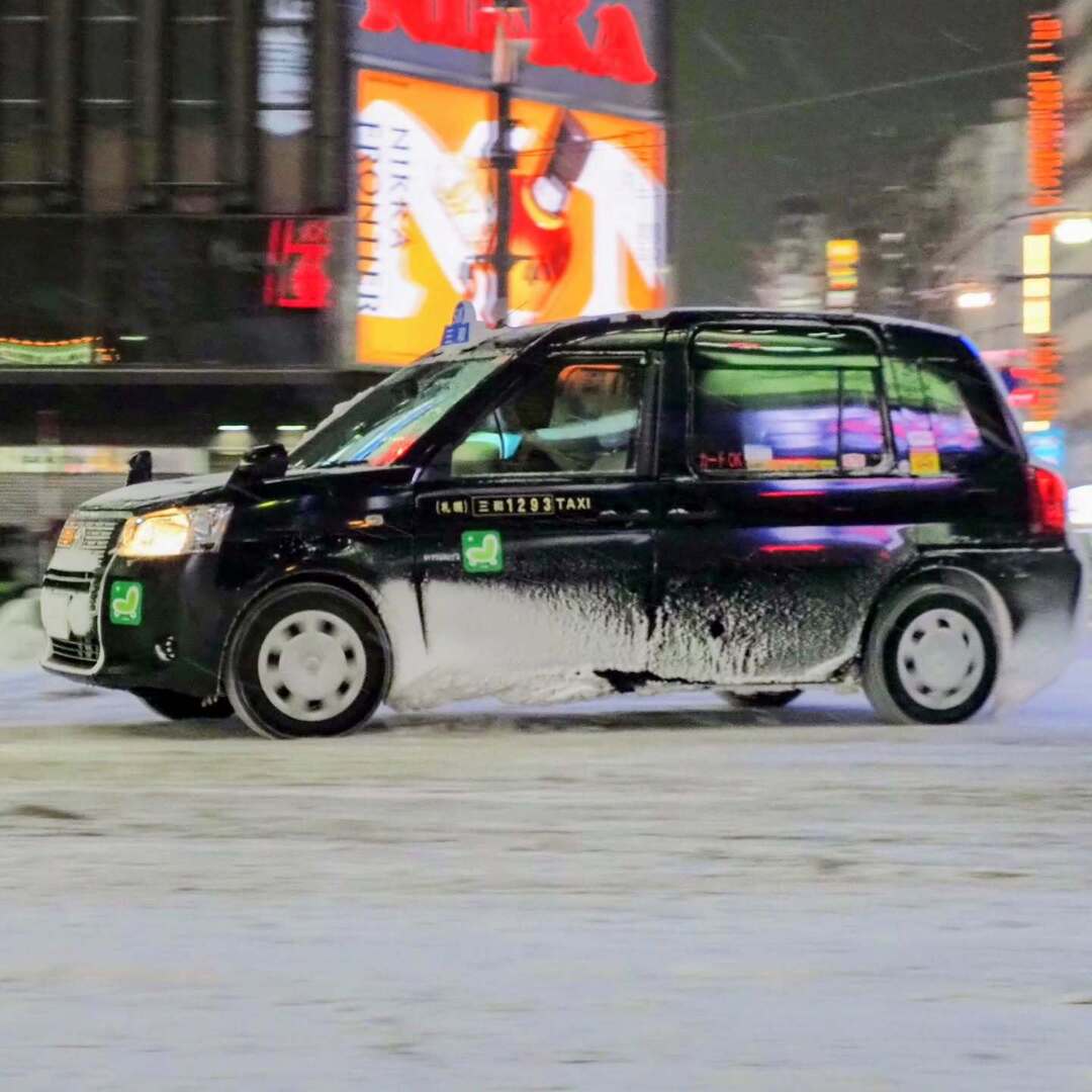 三和交通(北海道札幌市) 冬季限定雪エアロ(笑) #1日1タク