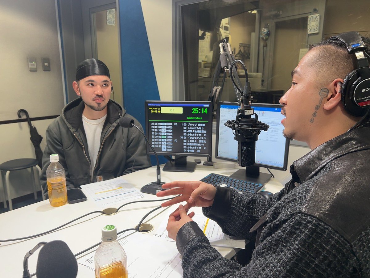 kawasakifm's tweet photo. NOW ONAIR!!
【Sound Future Supported by キタウラコウギョウ】@kitaurakogyo_ 

メインMC: #YellowPato
サブMC: #TAIGA

今夜のゲスト: #JaveSouth
▷@_javestyle_ 

HIPHOPアーティストによる、音楽とカルチャーを届ける1時間📻

#パトラジオ #川崎 #hiphop #株式会社北浦工業 #かわさきFM https://t.co/wzAlBS2GoX