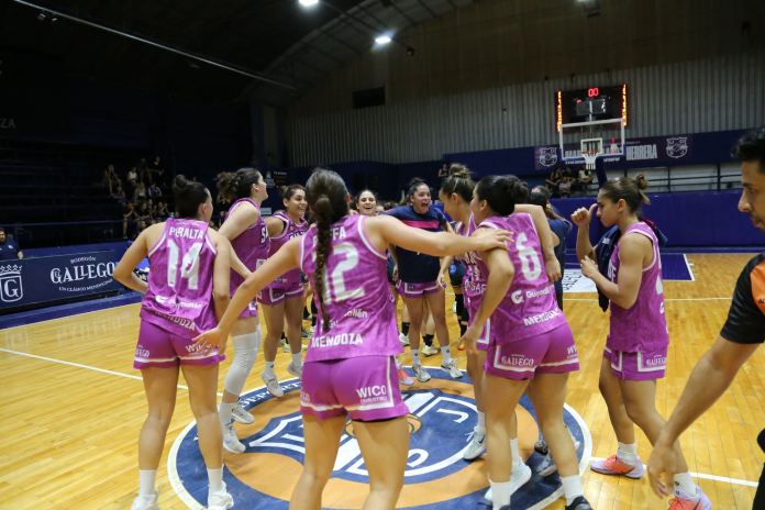 LIGA NACIONAL FEMENINA. Cómoda victoria de <a href="/UDSJ1939/">Club Unión Deportiva San José</a> ante Bochas en el Mario Diaz.
saltoinicial.com.ar/2026/03/03/lig…