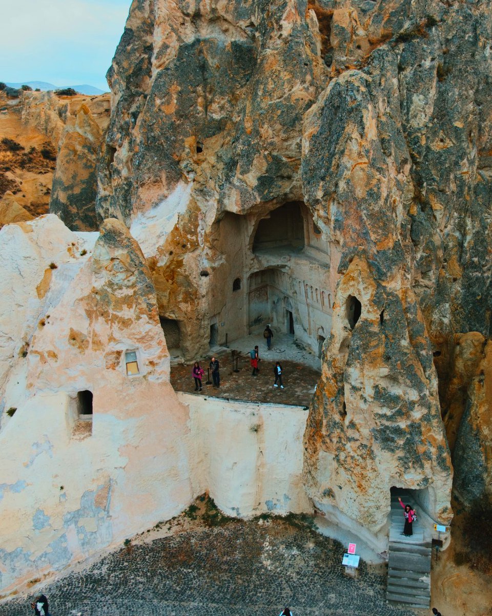 GoTurkiye's tweet image. Churches in stone, stories in colour, history everywhere you look. Göreme Open-Air Museum, a UNESCO World Heritage treasure. #Cappadocia

For more, follow:
instagram.com/gocappadocia